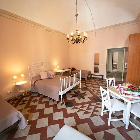 Sicilian Mood - Bed And Breakfast Катания Экстерьер фото