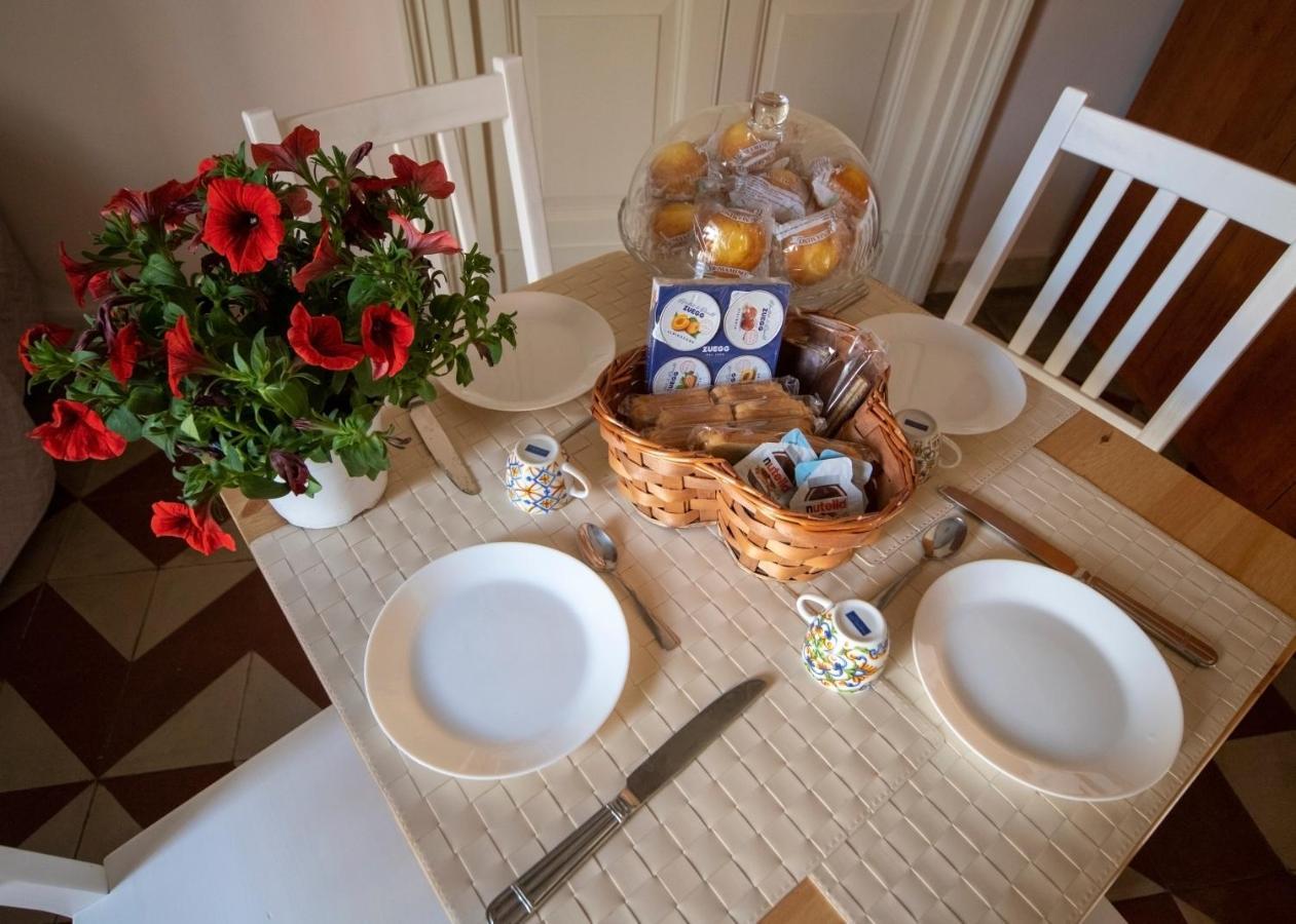 Sicilian Mood - Bed And Breakfast Катания Экстерьер фото